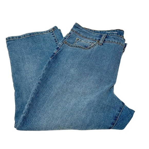 MACY'S STYLE & CO. Blue jeans Curvy capris 5 pocket 5 belt loops Women Stretchy - Picture 3 of 7